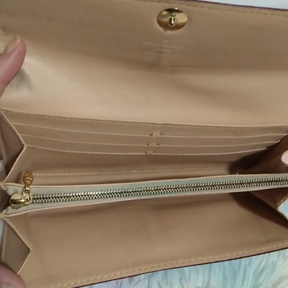 SALE! Auth Louis Vuitton Takashi Murakami Portefeiulle Sarah Collectible Wallet - Picture 8 of 14